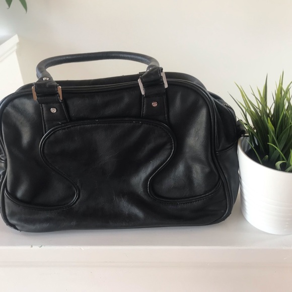 Black lululemon bag